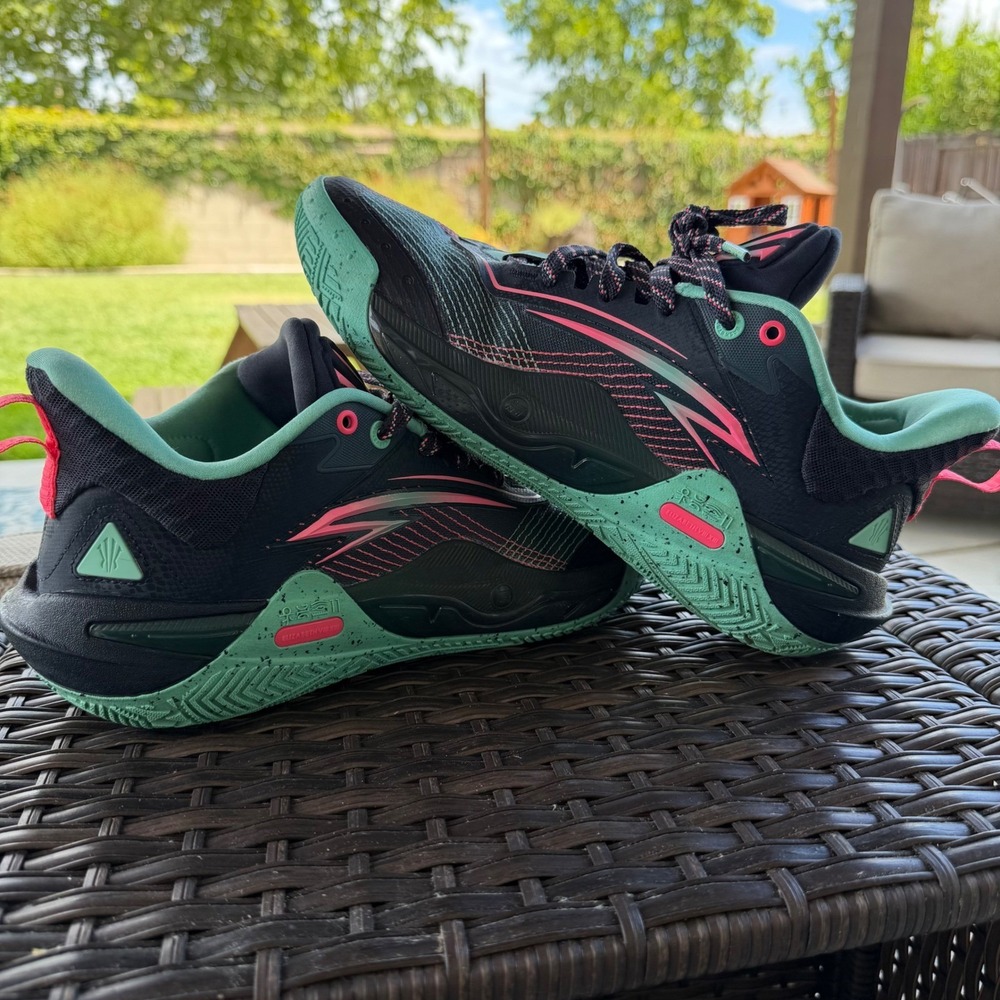 Anta Shock The Game 5.0 Basketball Shoes‎ Mens 11 Black Mint Pink